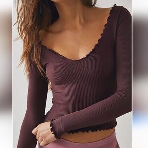 "Intimately Free People" purple burgundy ribbed long sleeve crop shirt. M/L